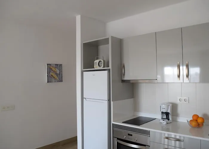 Acuario Close To The * ティアス