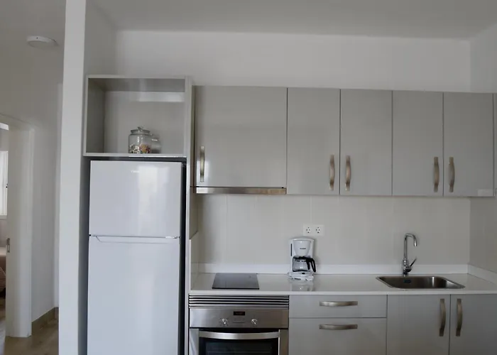 Acuario Close To The ティアス